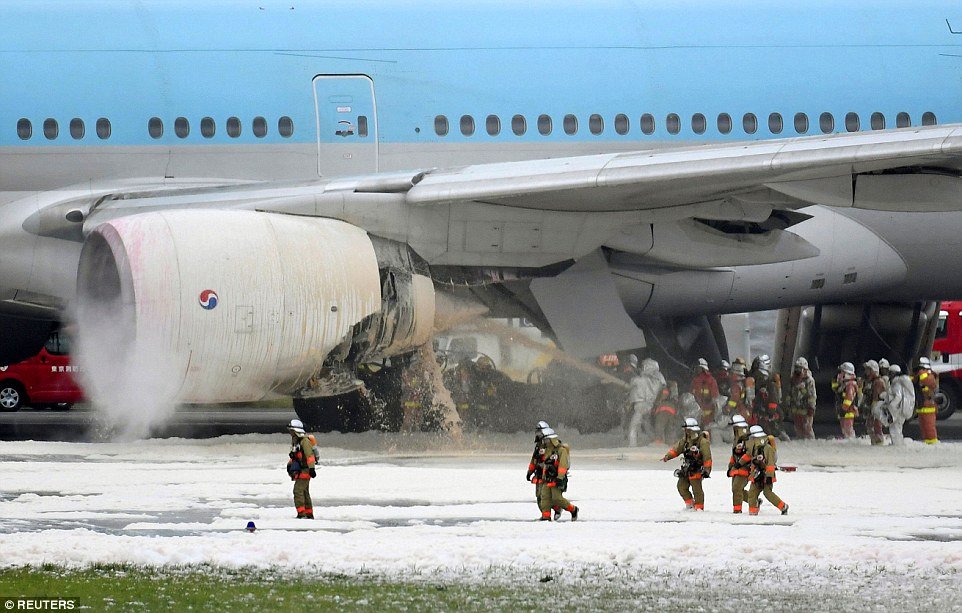 Boeing 777 engine catches fire again - Welcome to www.planesintheair.com