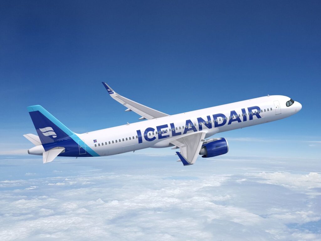 Icelandair becomes new Airbus customer with order for 13 Airbus A321XLR