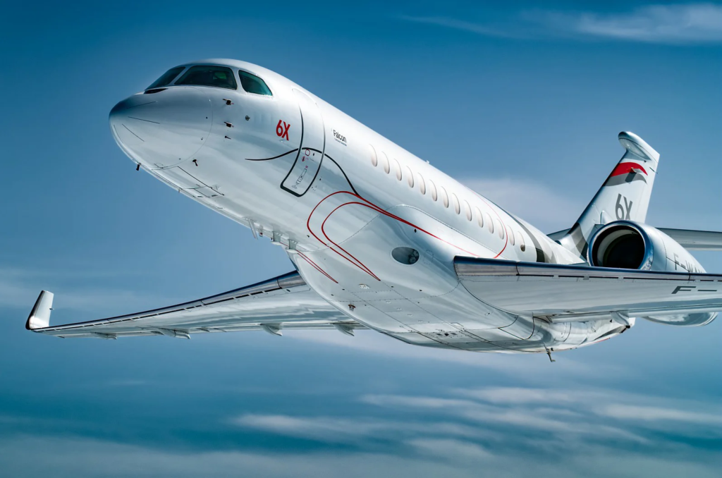 Dassault Aviation Falcon 6X Enters Service