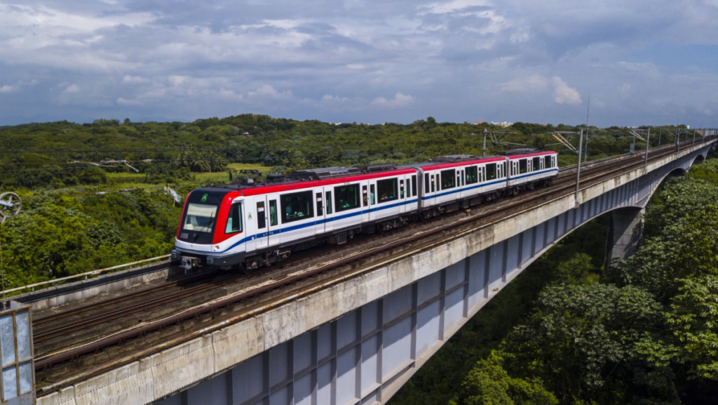 Alstom signs maintenance contract for Santo Domingo Metro trainspara