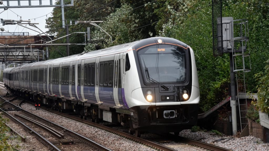 Alstom signs contract for 10 new Aventra trains for London’s Elizabeth line